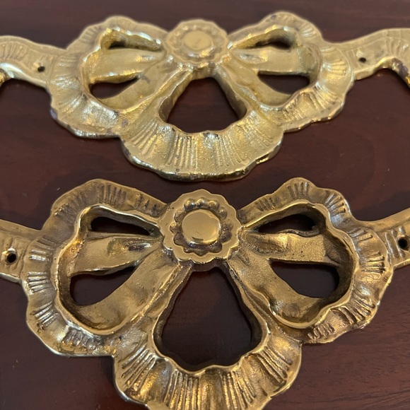 Vintage Bow Swag Hangings - Picture 2 of 5